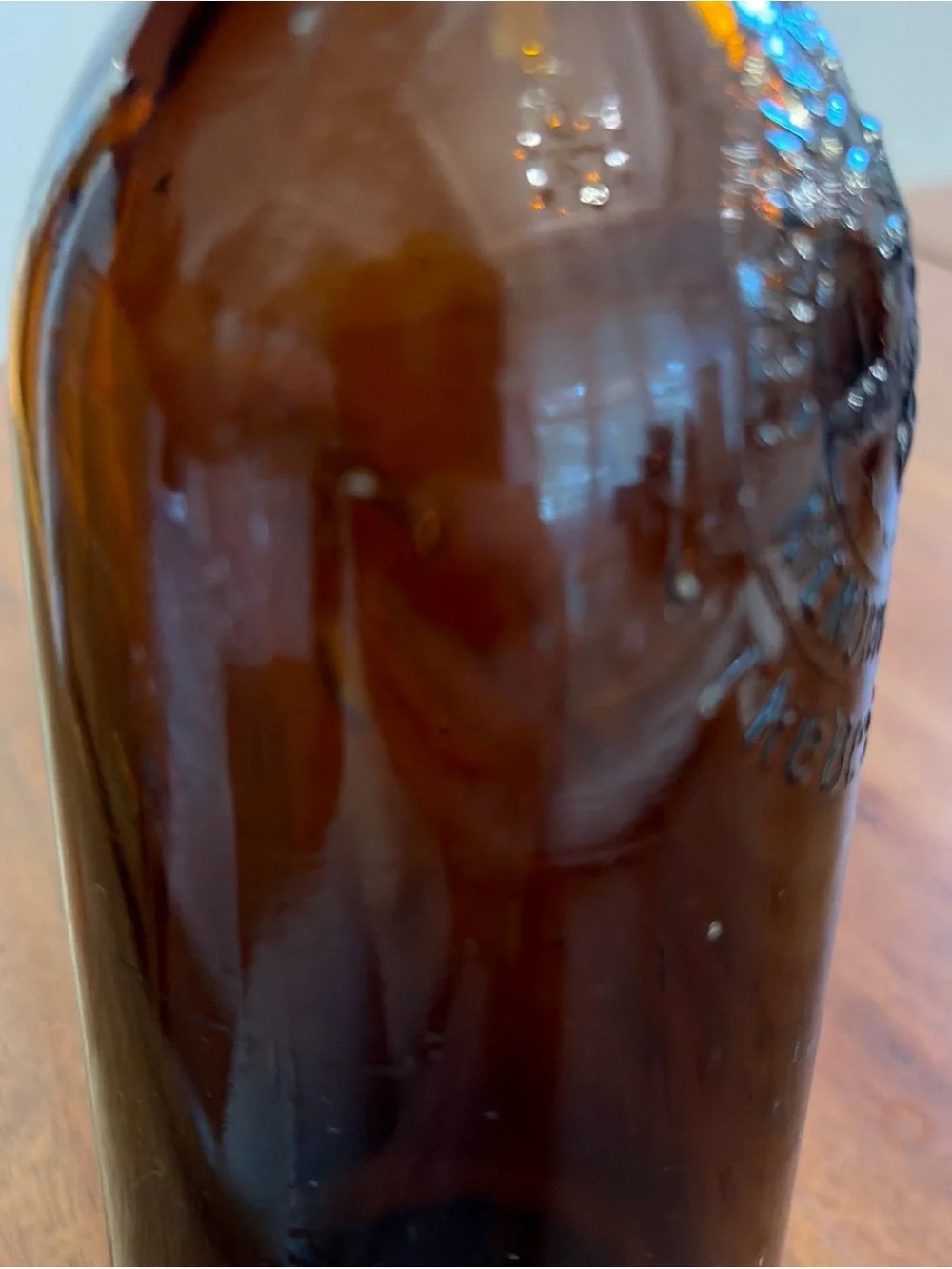 Two Antique Leisen & Henes Menominee MI Beer Bottles Pre-Pro WF&S Cream City